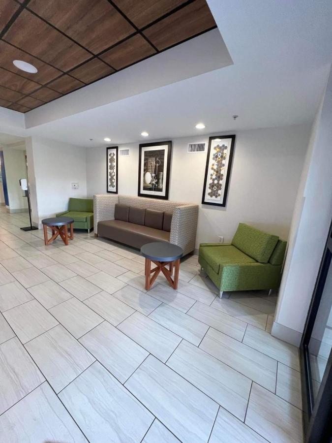 Holiday Inn Express & Suites Ozona By Ihg Exteriör bild